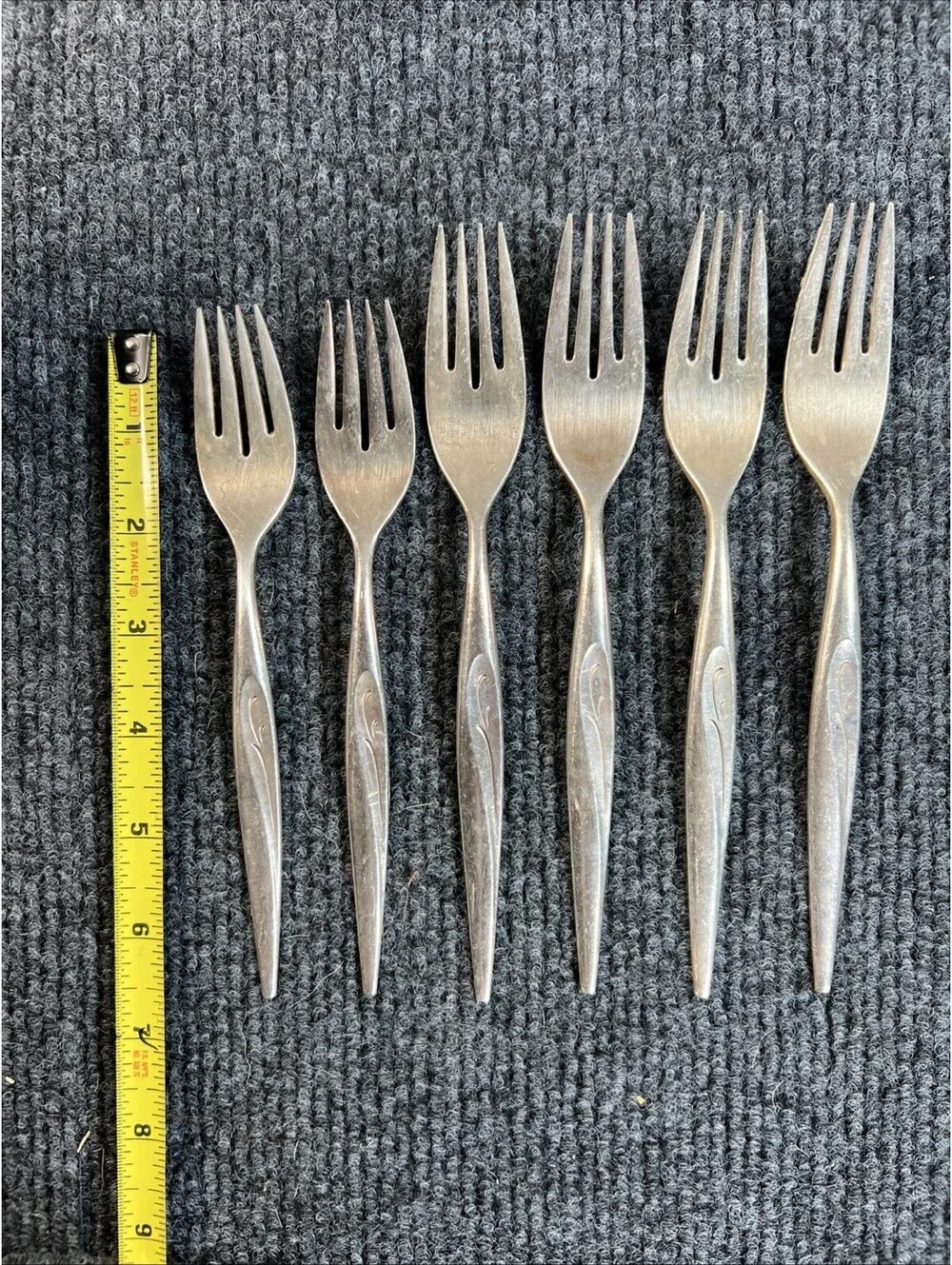 Oneida Community stainless flatware Mixed Set of 6 Forks